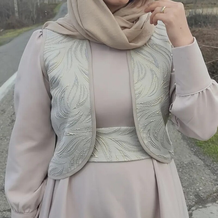 پیراهن و جلیقه کرپ و ژاکارد